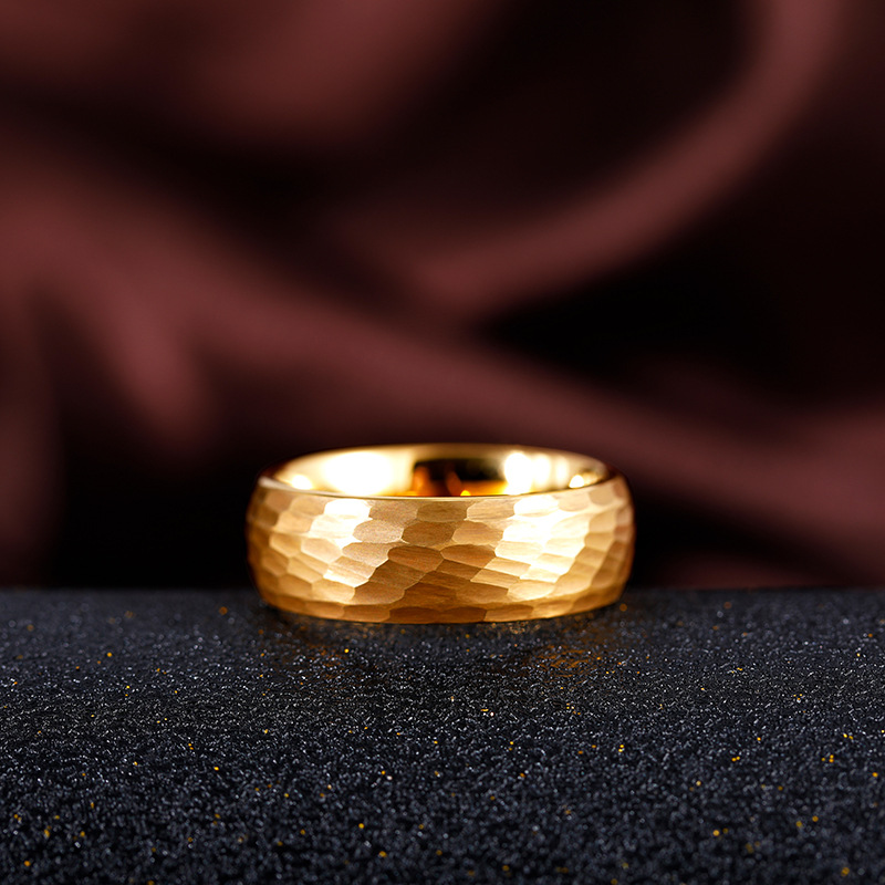 Hammered Multi-faceted Titaniu - Initial Ring Custom ulasan dan harga
